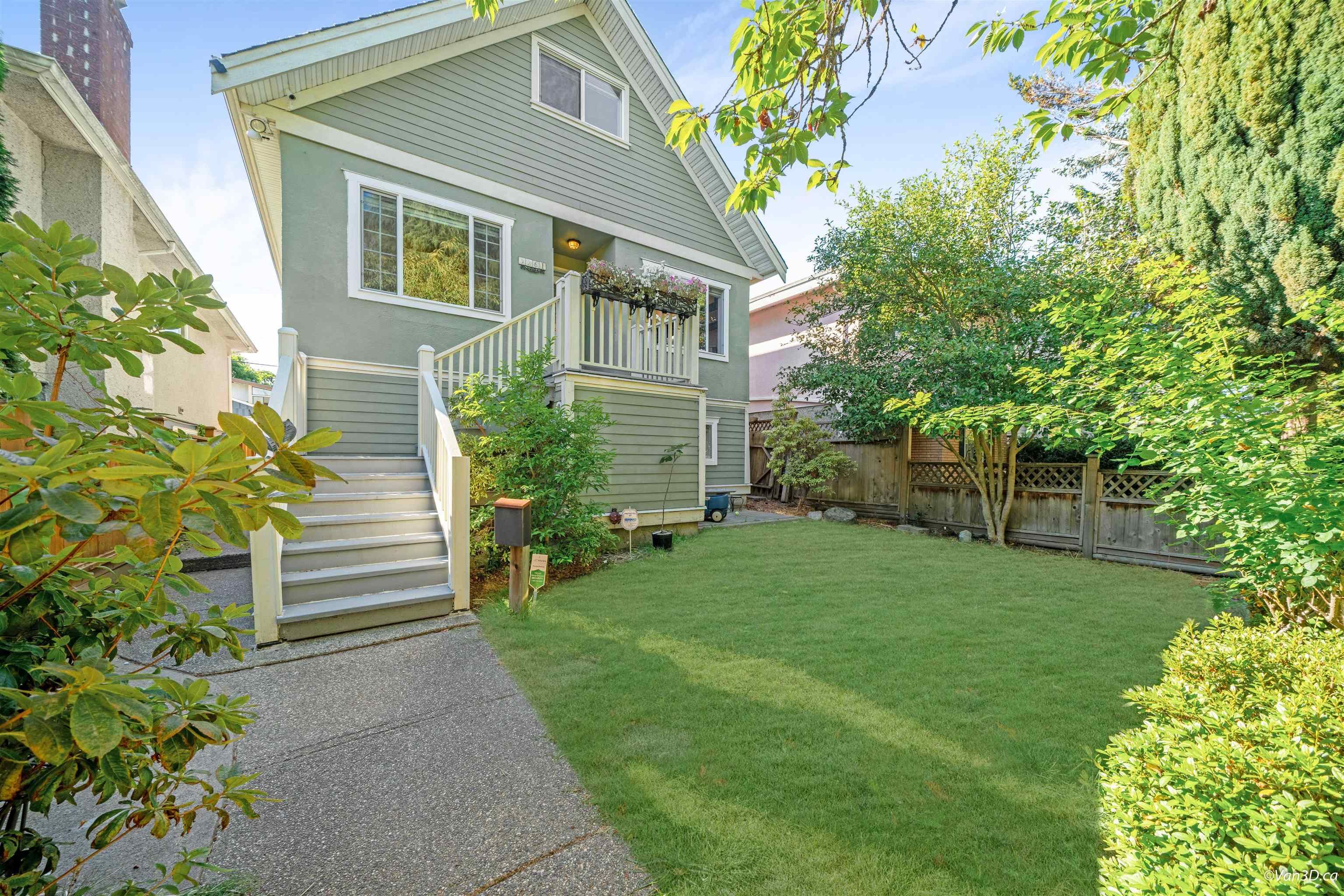 I have sold a property at 5261 PRINCE ALBERT ST in Vancouver
